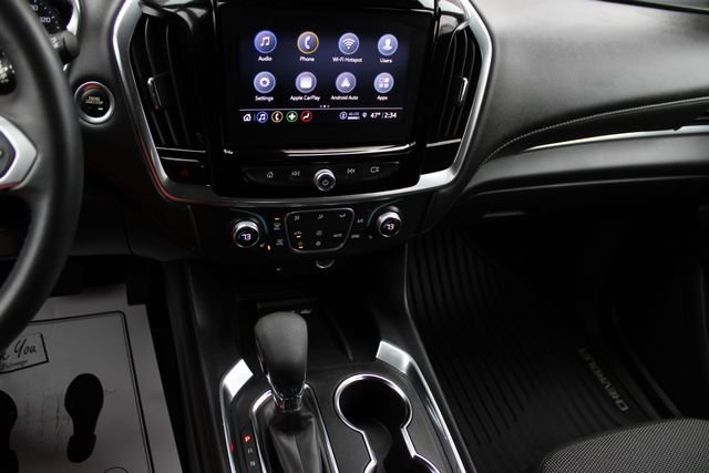 Used 2023 Chevrolet Traverse LT image 18