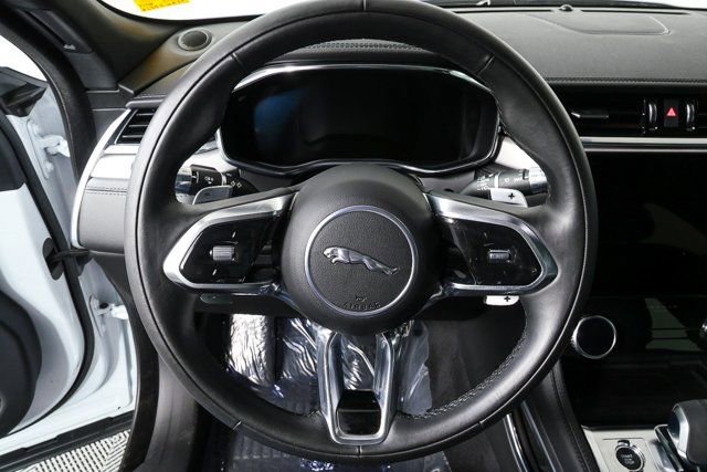 Used 2021 Jaguar F-PACE S image 9