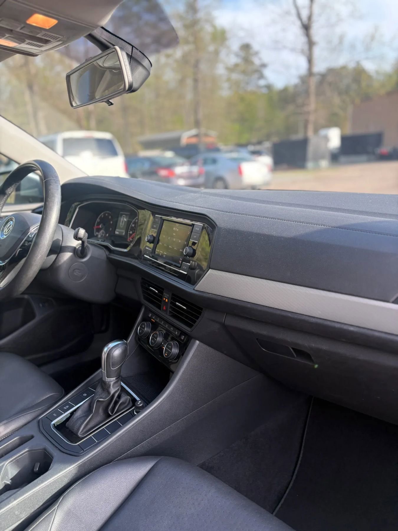 Used 2019 Volkswagen Jetta SE image 23