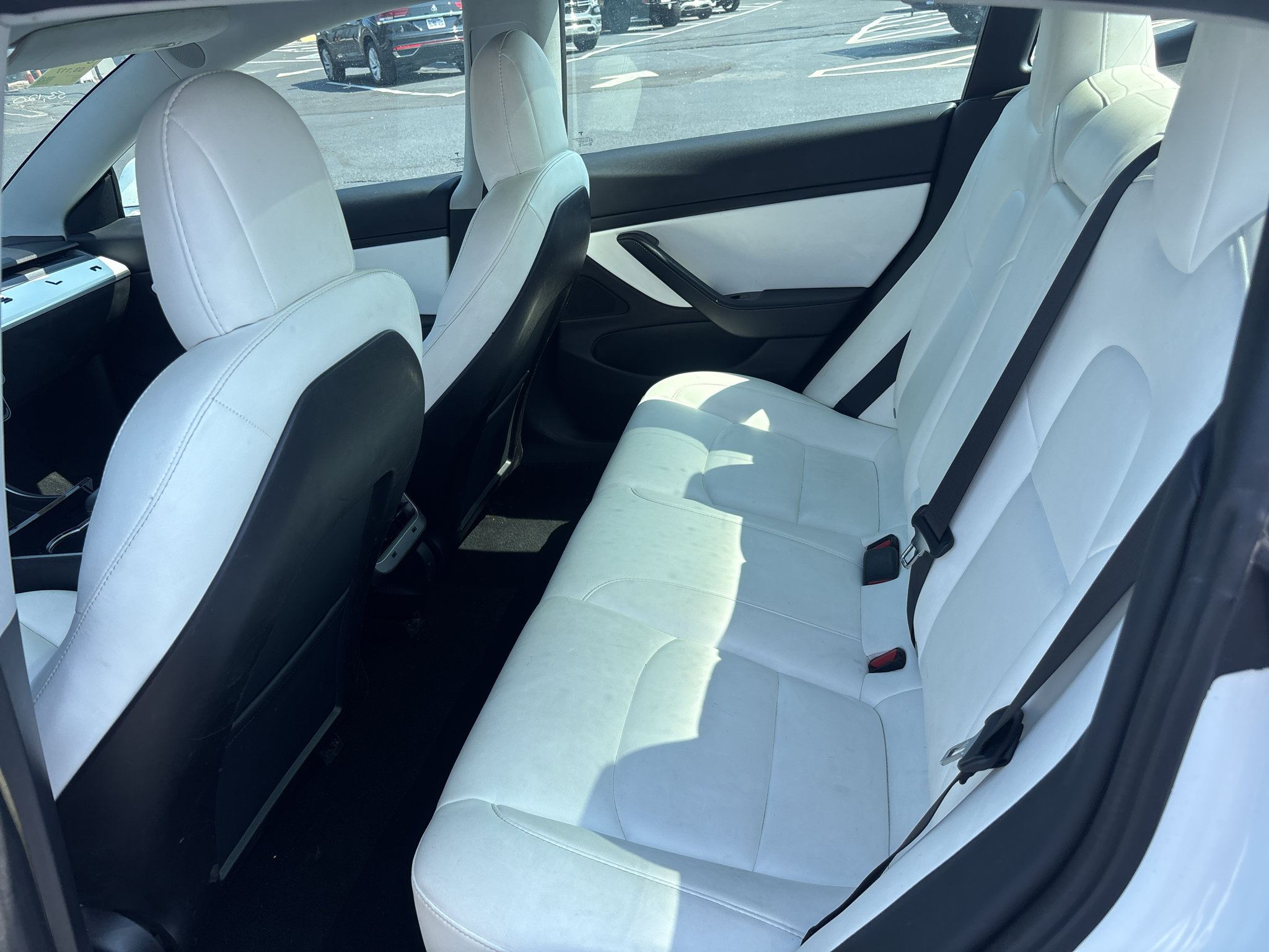 Used 2020 Tesla Model 3 Standard Range RWD image 6