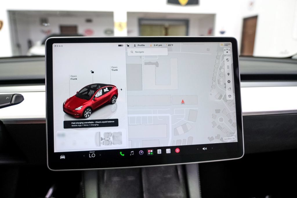 Used 2023 Tesla Model Y AWD image 20