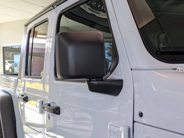 New 2026 Jeep Gladiator Mojave w/ Technology Group image 13