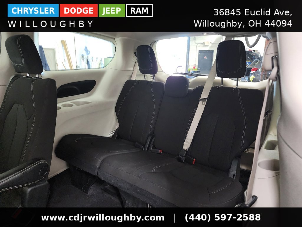 Used 2023 Chrysler Voyager LX FWD image 28