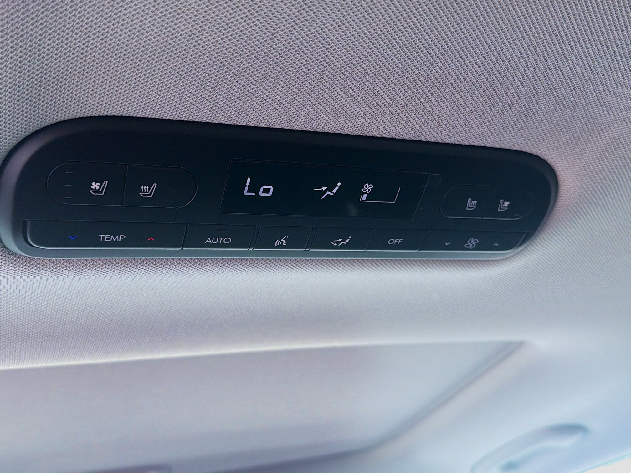 New 2026 Hyundai Palisade SEL Premium FWD image 17