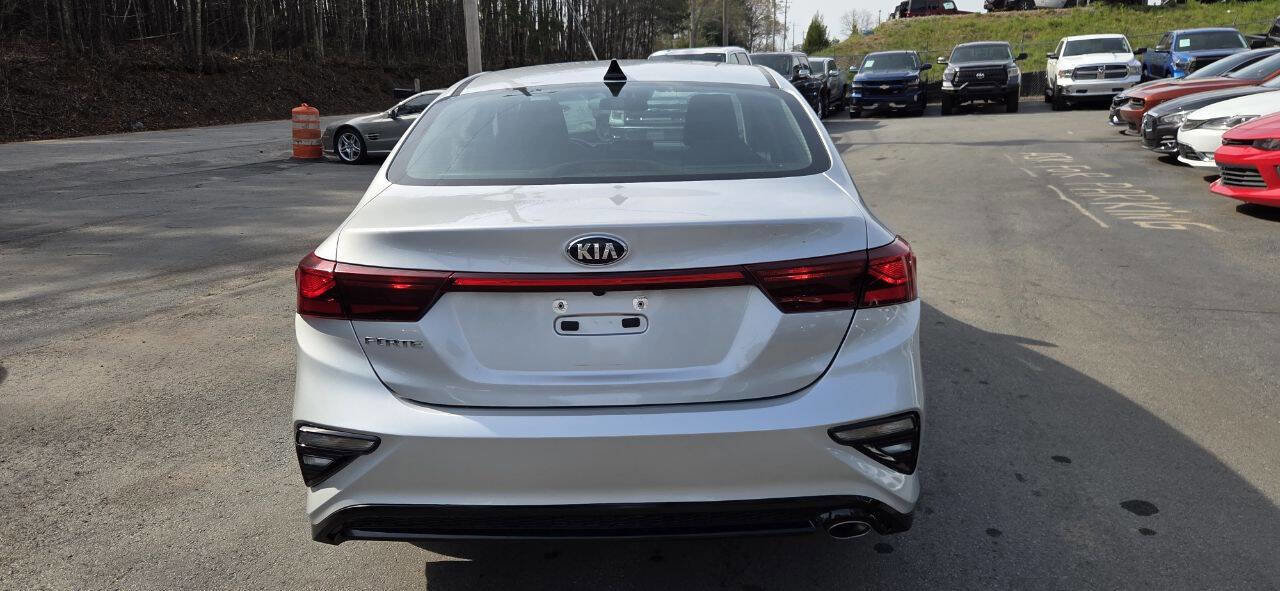 Used 2021 Kia Forte LXS image 7