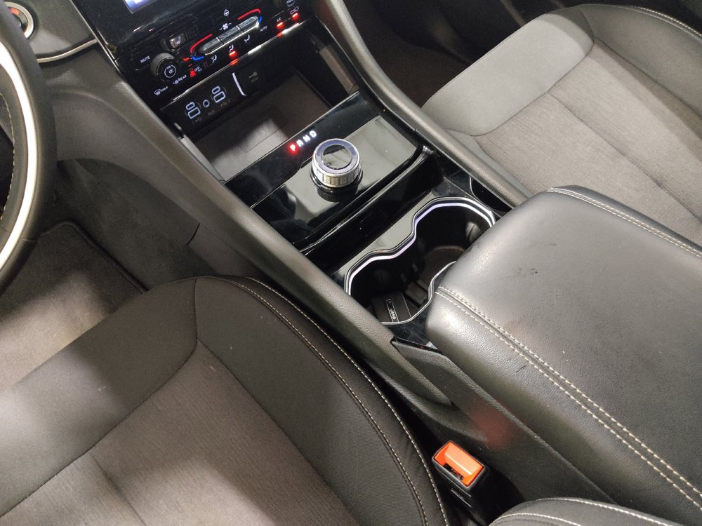 Used 2023 Jeep Grand Cherokee Laredo w/ Luxury Tech Group I AWD/4WD image 26