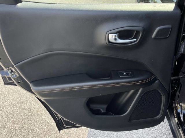 Used 2021 Jeep Compass Limited w/ Sun and Sound Group AWD/4WD image 20