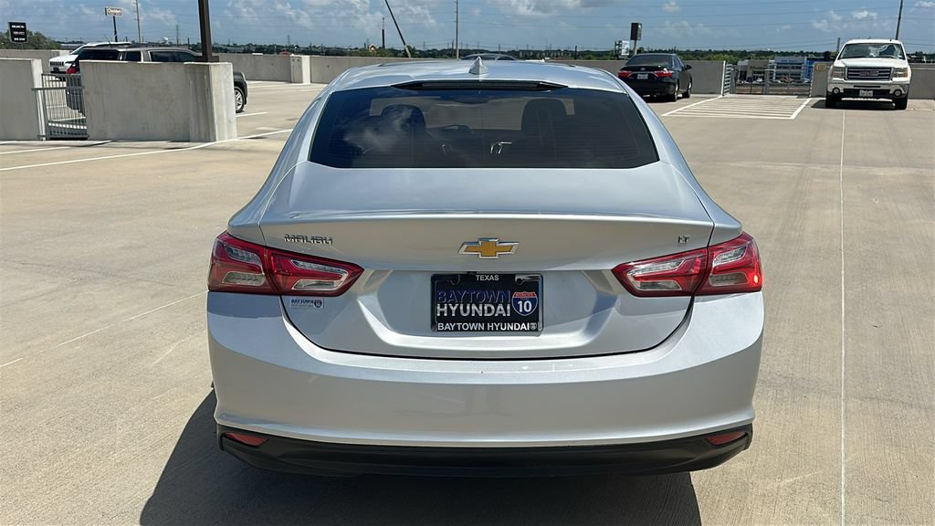 Used 2021 Chevrolet Malibu LT FWD image 12