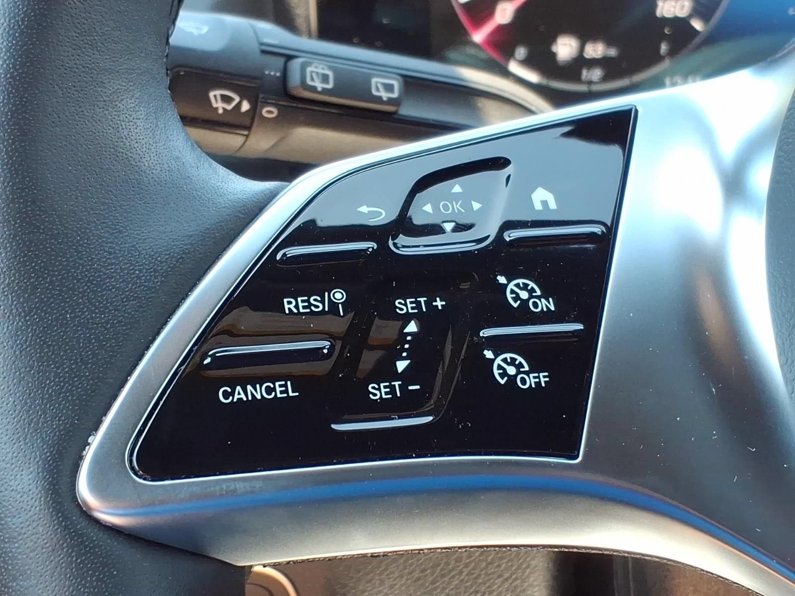 Certified 2025 Mercedes-Benz GLA 250 4MATIC image 24