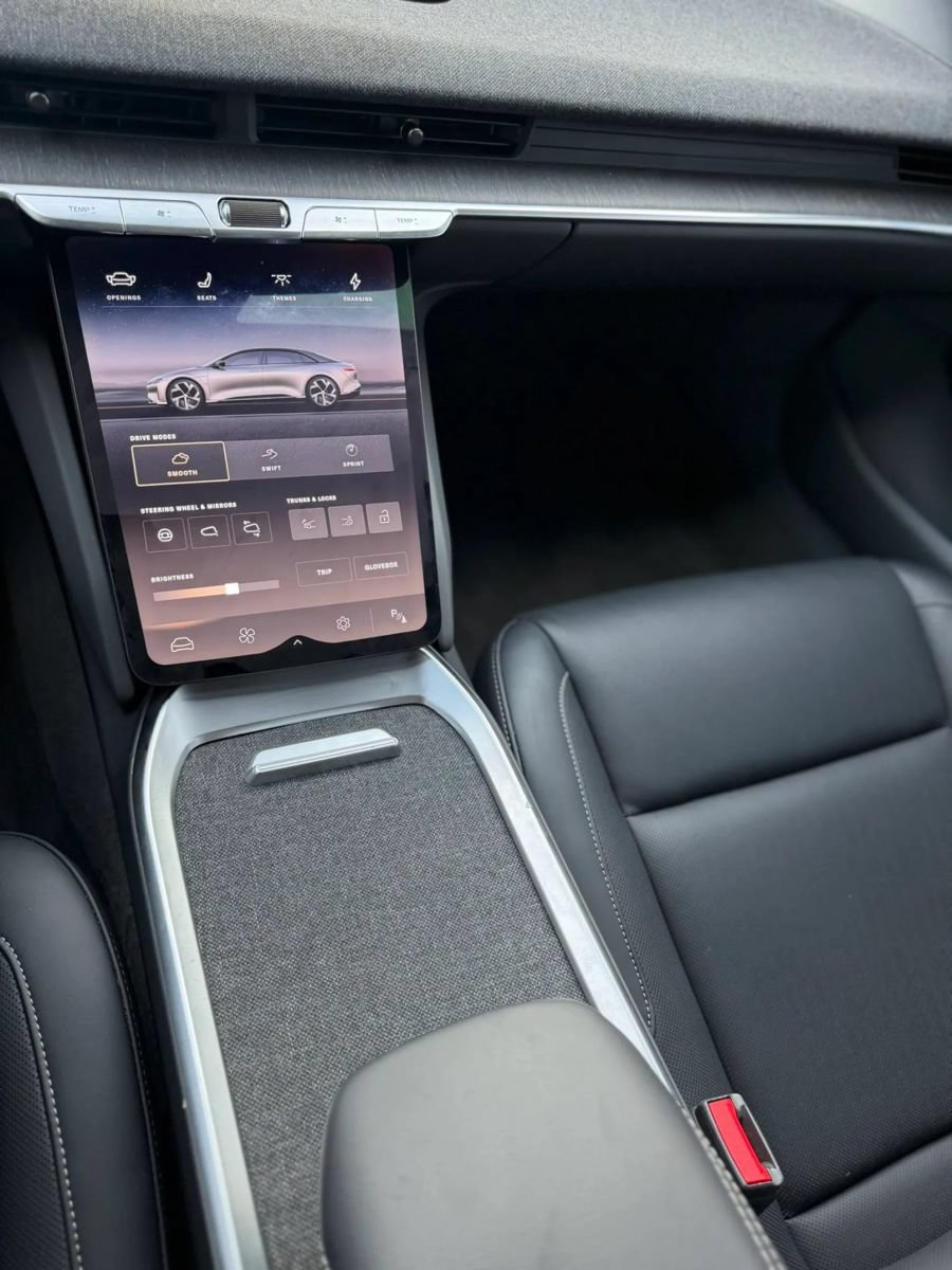 Used 2024 Lucid Air Pure RWD image 25