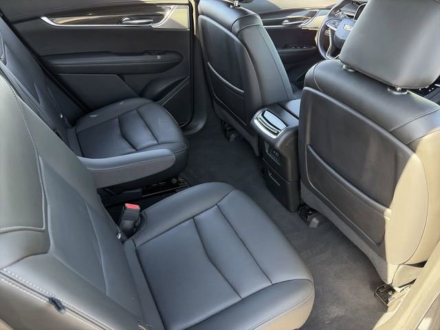 Used 2021 Cadillac XT6 Sport image 16