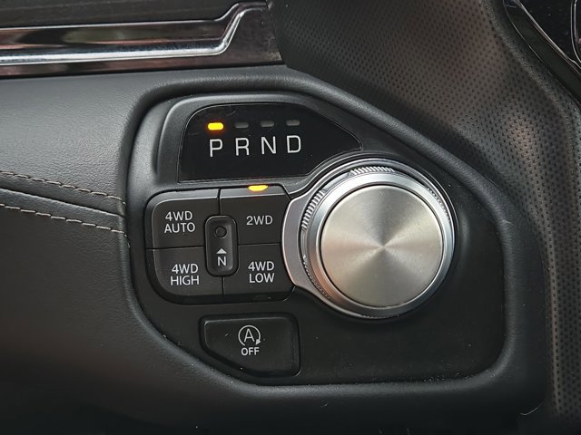 Used 2023 RAM 1500 Limited w/ Body Color Bumper Group image 25