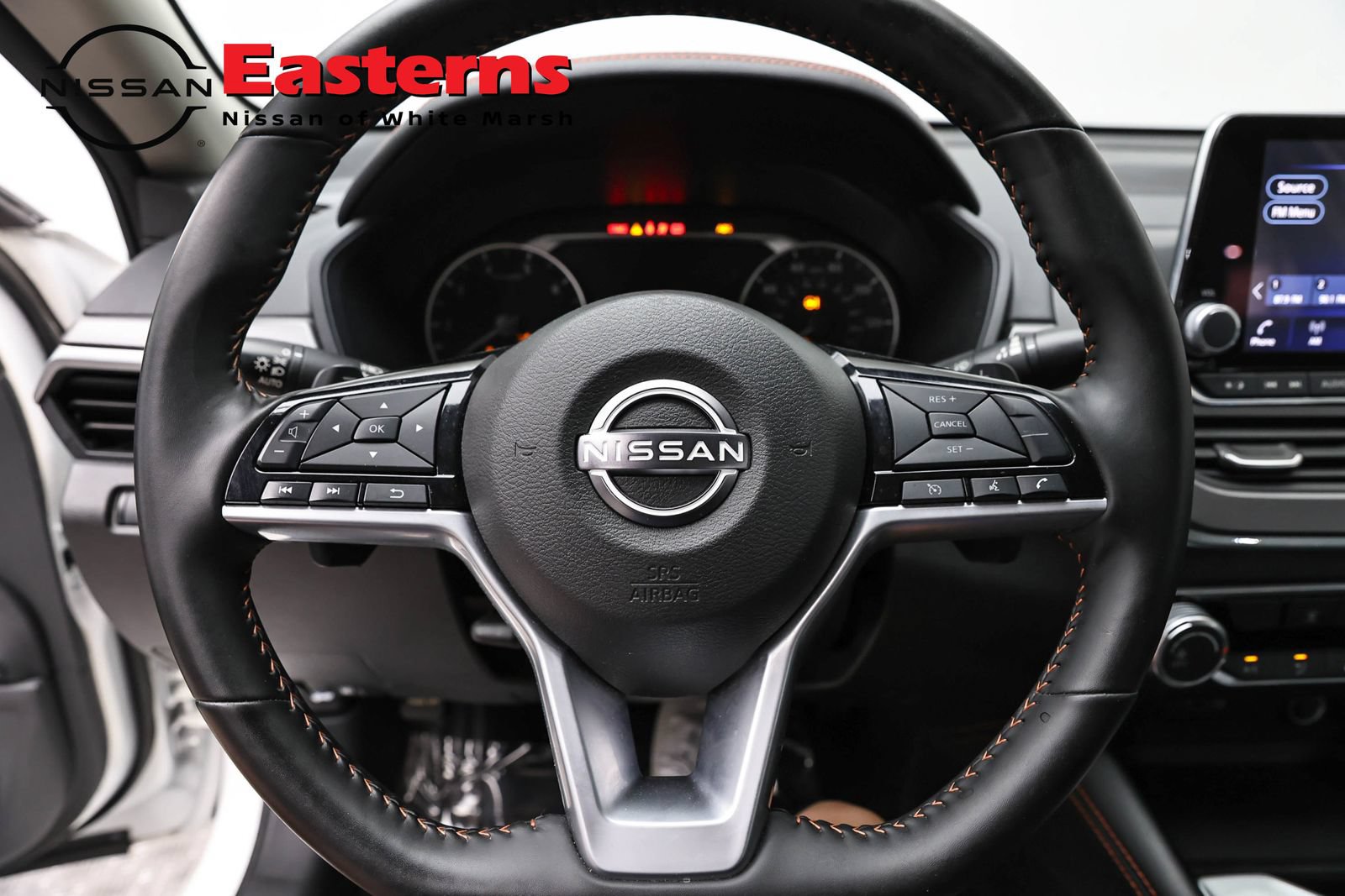 Used 2025 Nissan Altima 2.5 SR FWD image 10