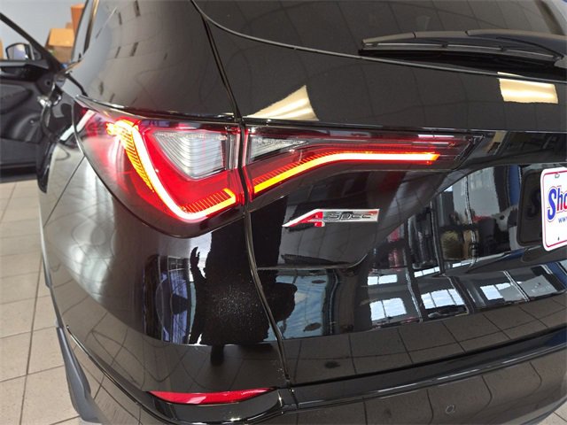 Used 2022 Acura MDX A-Spec image 30