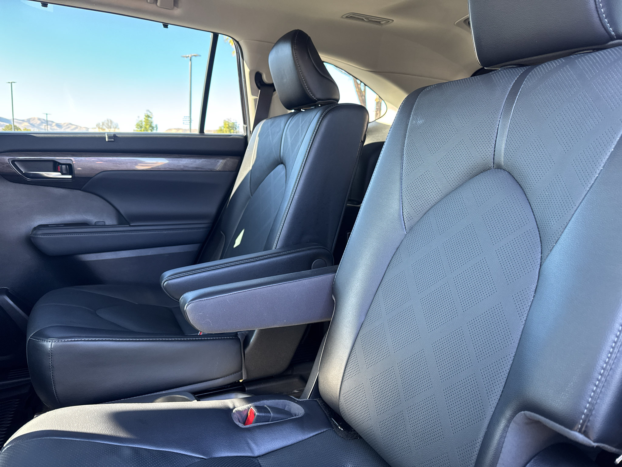Used 2022 Toyota Highlander Platinum AWD/4WD image 10