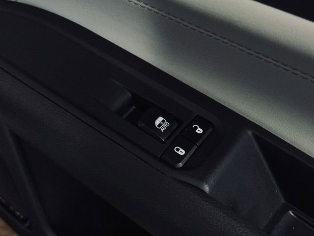 Used 2024 Jeep Compass Limited image 14