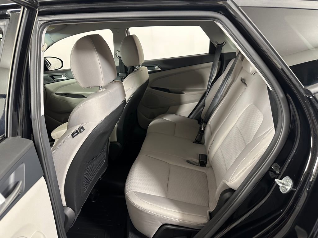 Used 2021 Hyundai Tucson Value FWD image 18