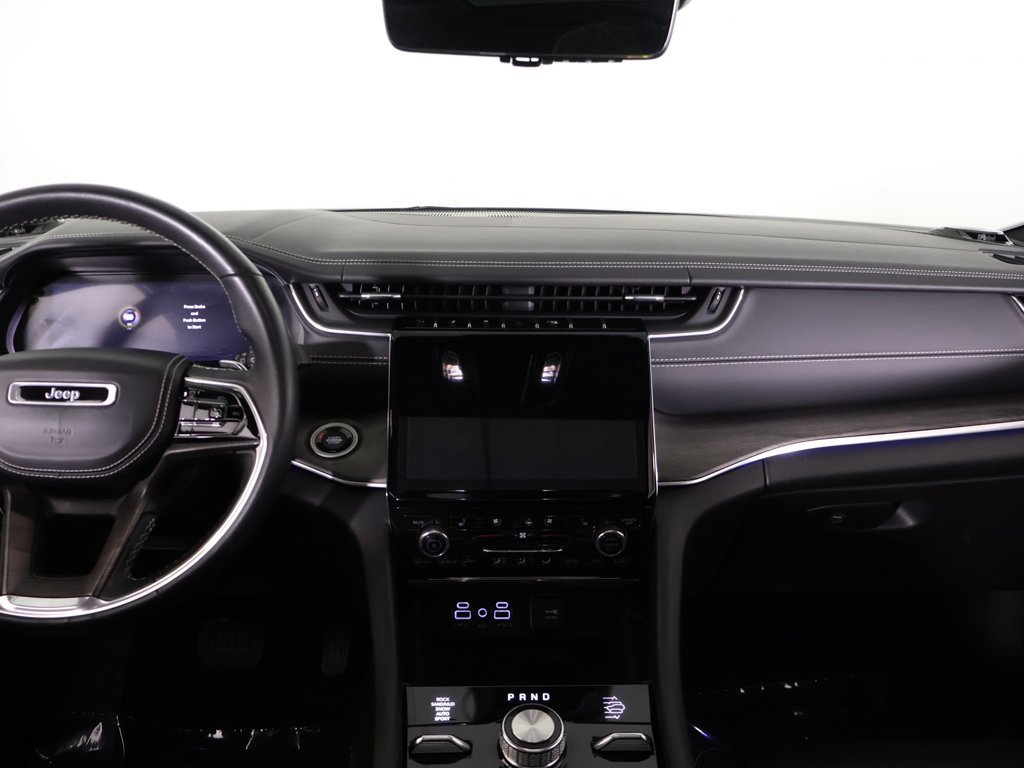 Used 2022 Jeep Grand Cherokee Overland w/ Luxury Tech Group IV image 43