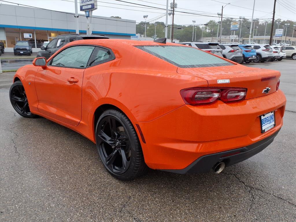 Certified 2020 Chevrolet Camaro LT RWD image 6