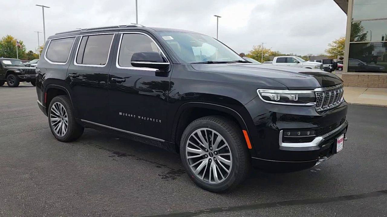 New 2023 Jeep Grand Wagoneer Series III w/ HD Trailer Tow Package AWD/4WD image 2