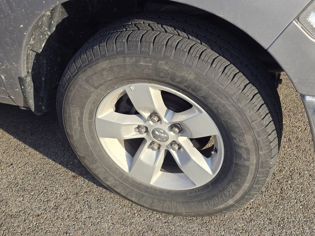 Used 2024 RAM 1500 Classic SLT image 5