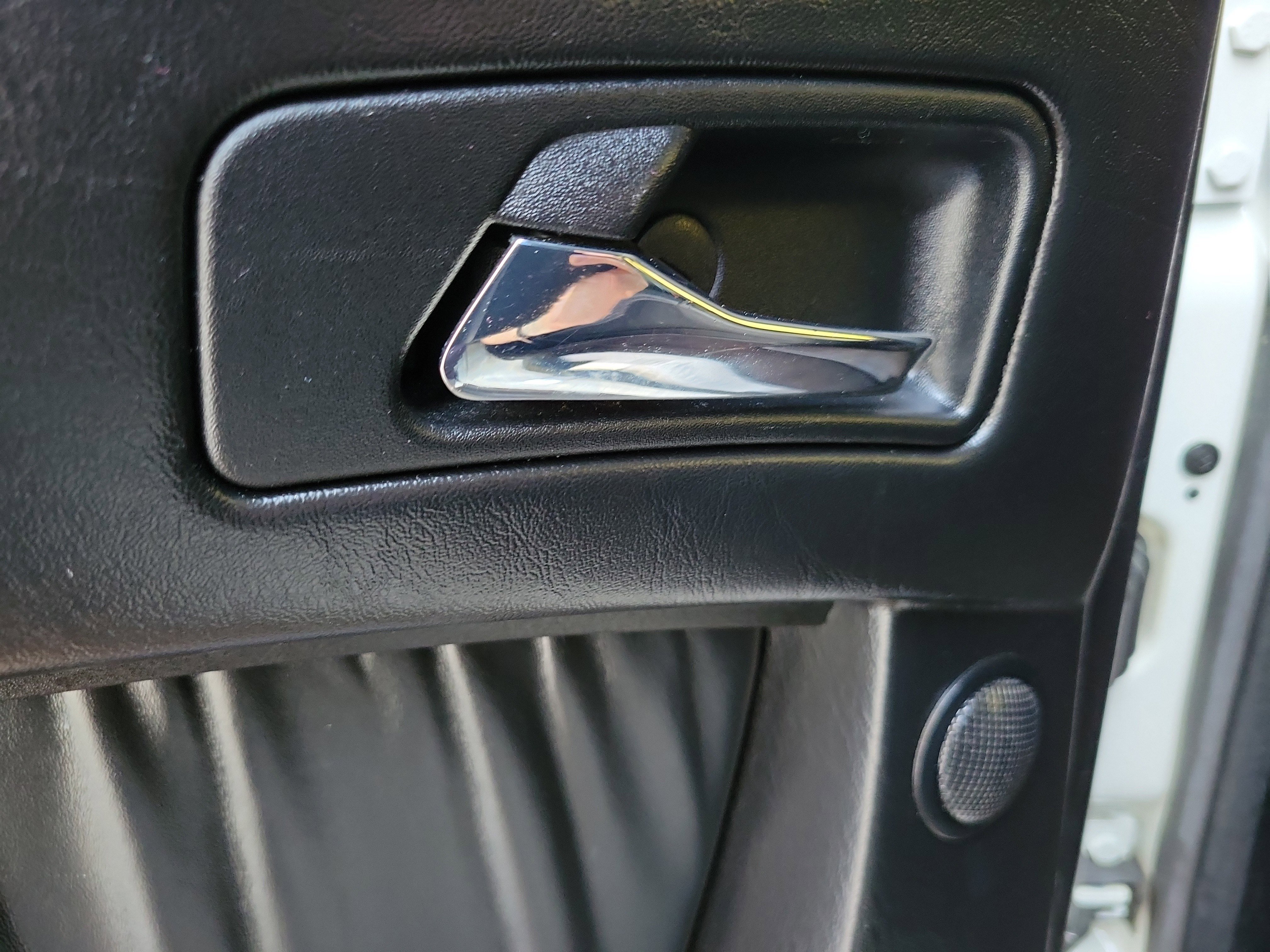 Used 2014 Mercedes-Benz G 550 image 25