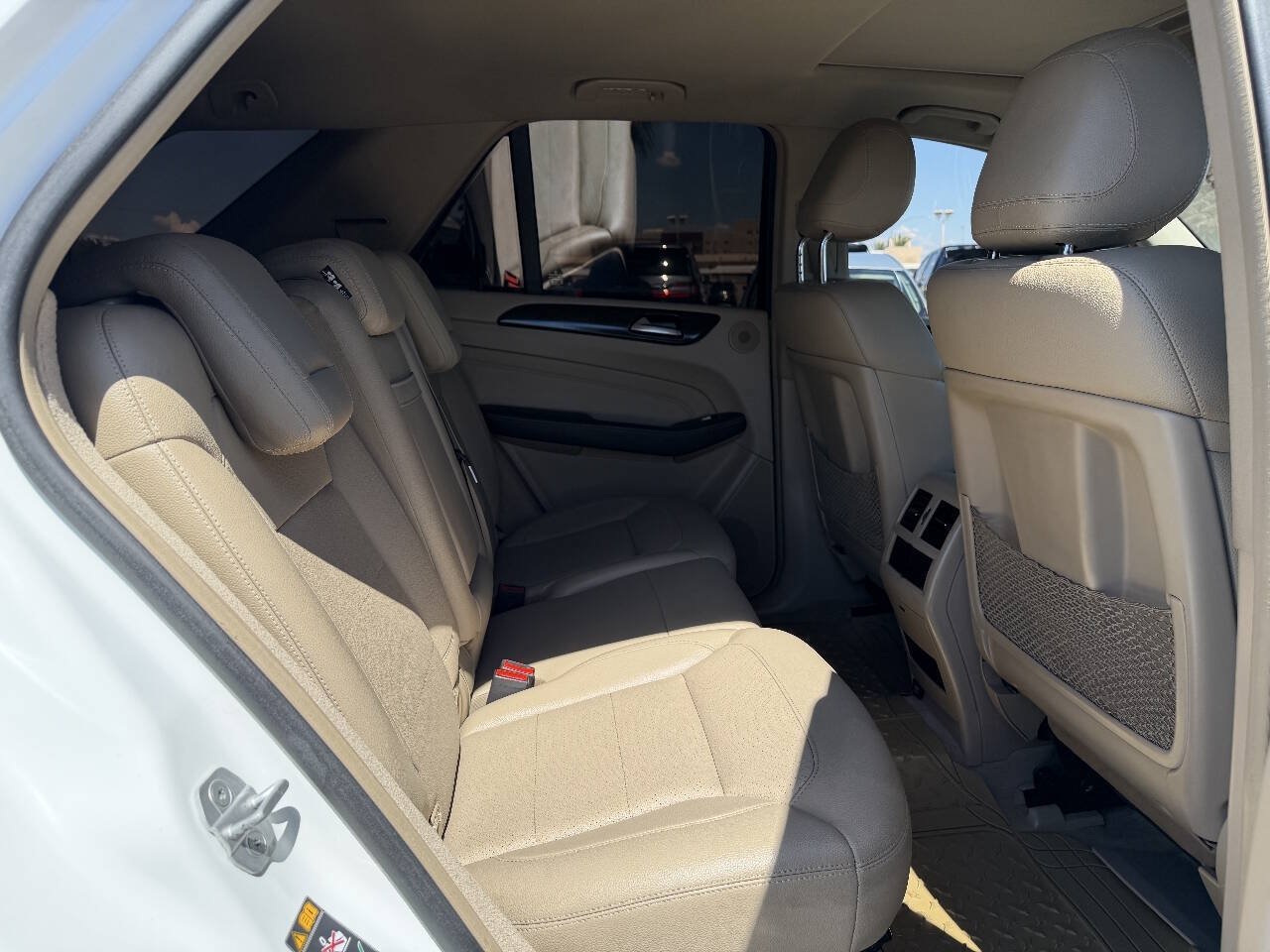 Used 2014 Mercedes-Benz ML 350 BlueTEC 4MATIC w/ Premium 1 Package image 13