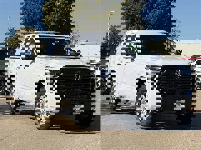 New 2026 Toyota Tundra SR image 2