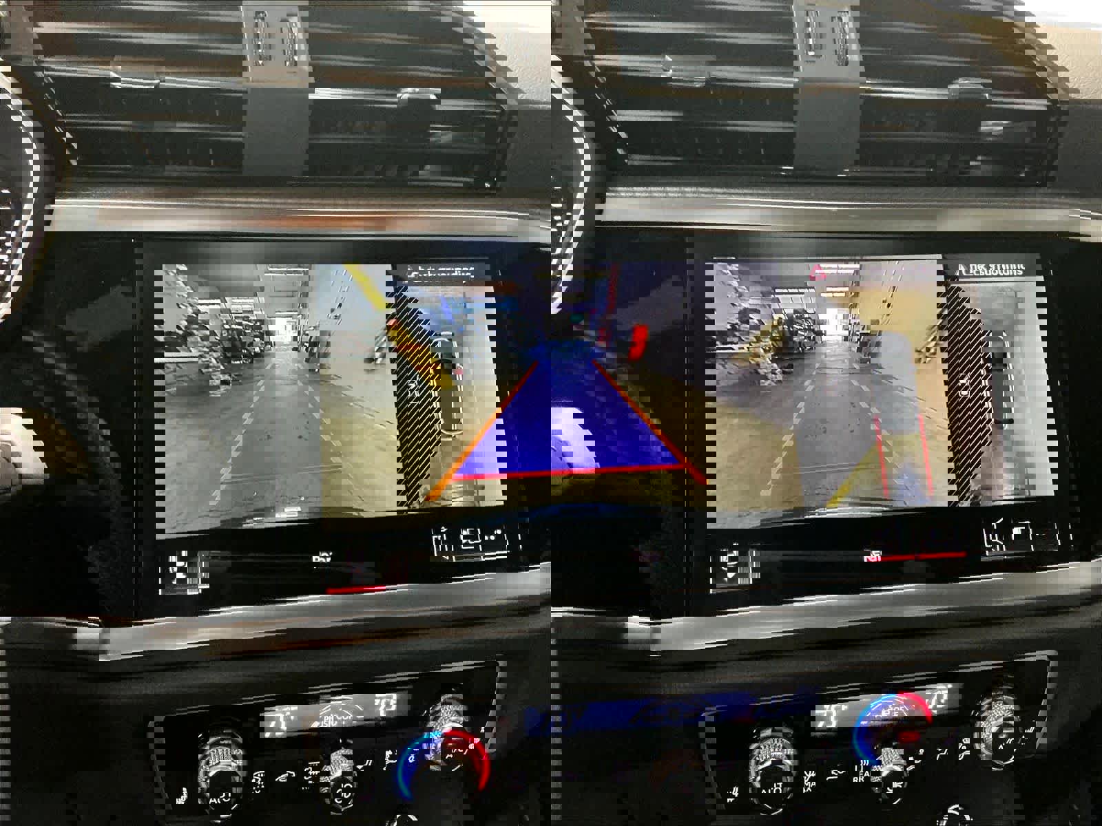 Certified 2025 Audi Q3 2.0T Premium Plus w/ Premium Plus Package image 24