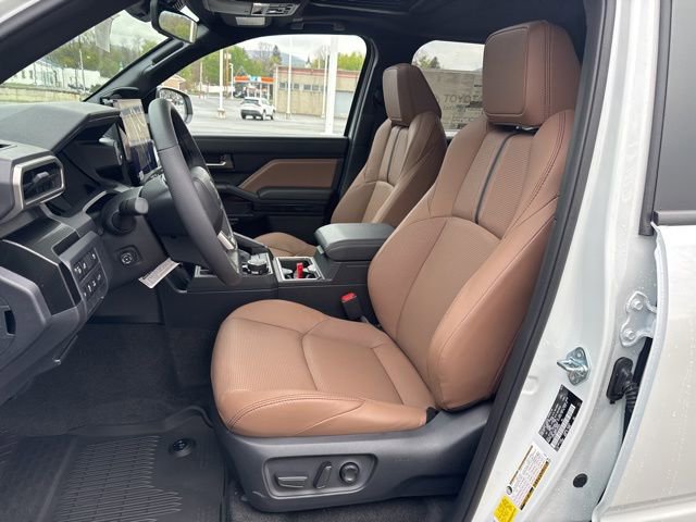 New 2026 Toyota 4Runner Limited AWD/4WD image 11