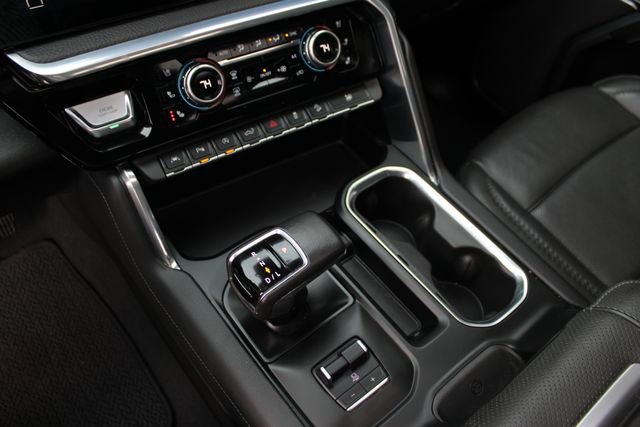 Used 2022 GMC Sierra 1500 Denali AWD/4WD image 17