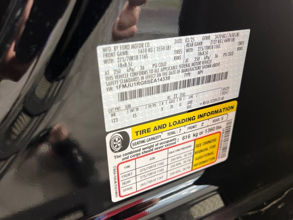 Used 2025 Ford Expedition Tremor AWD/4WD image 43