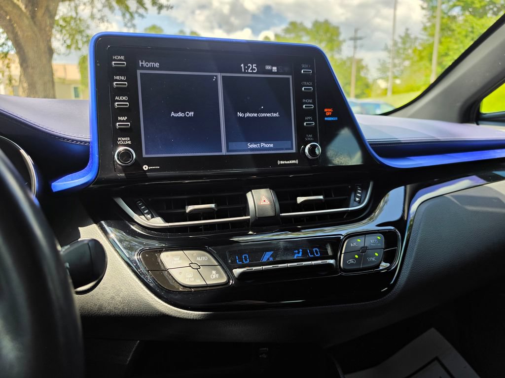Used 2021 Toyota C-HR XLE FWD image 25