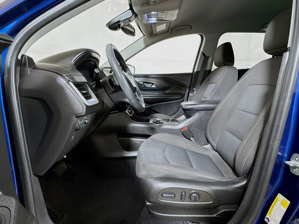 Used 2022 GMC Terrain SLE w/ Driver Convenience Package FWD image 19