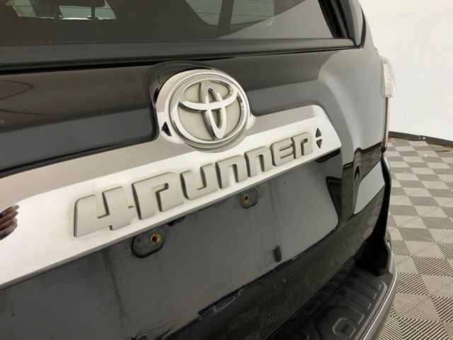 Used 2016 Toyota 4Runner Limited AWD/4WD image 14