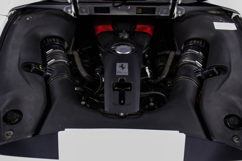 Certified 2022 Ferrari F8 Tributo image 54