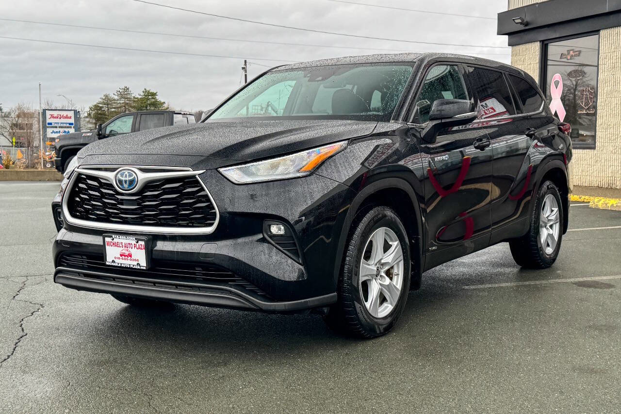 Used 2020 Toyota Highlander LE image 8