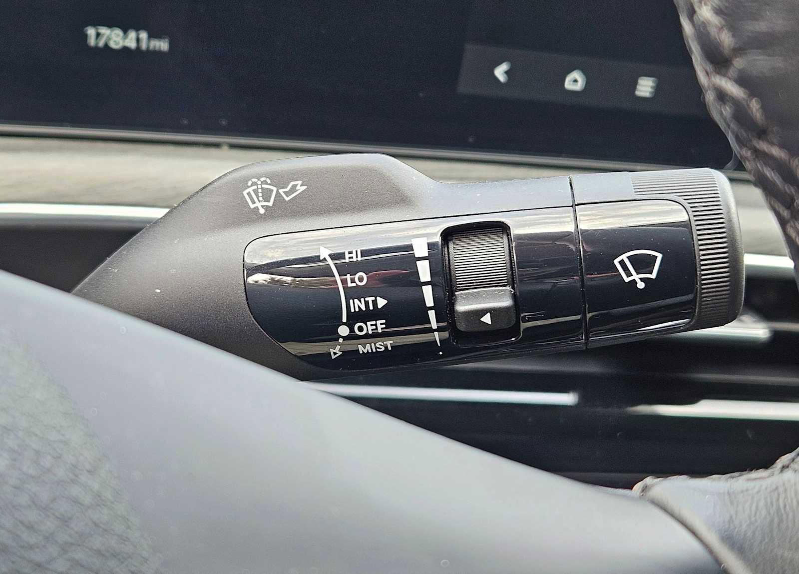 Used 2025 Kia K5 EX image 21