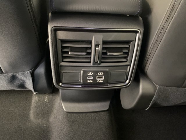 Used 2025 Subaru Forester Limited AWD/4WD image 14