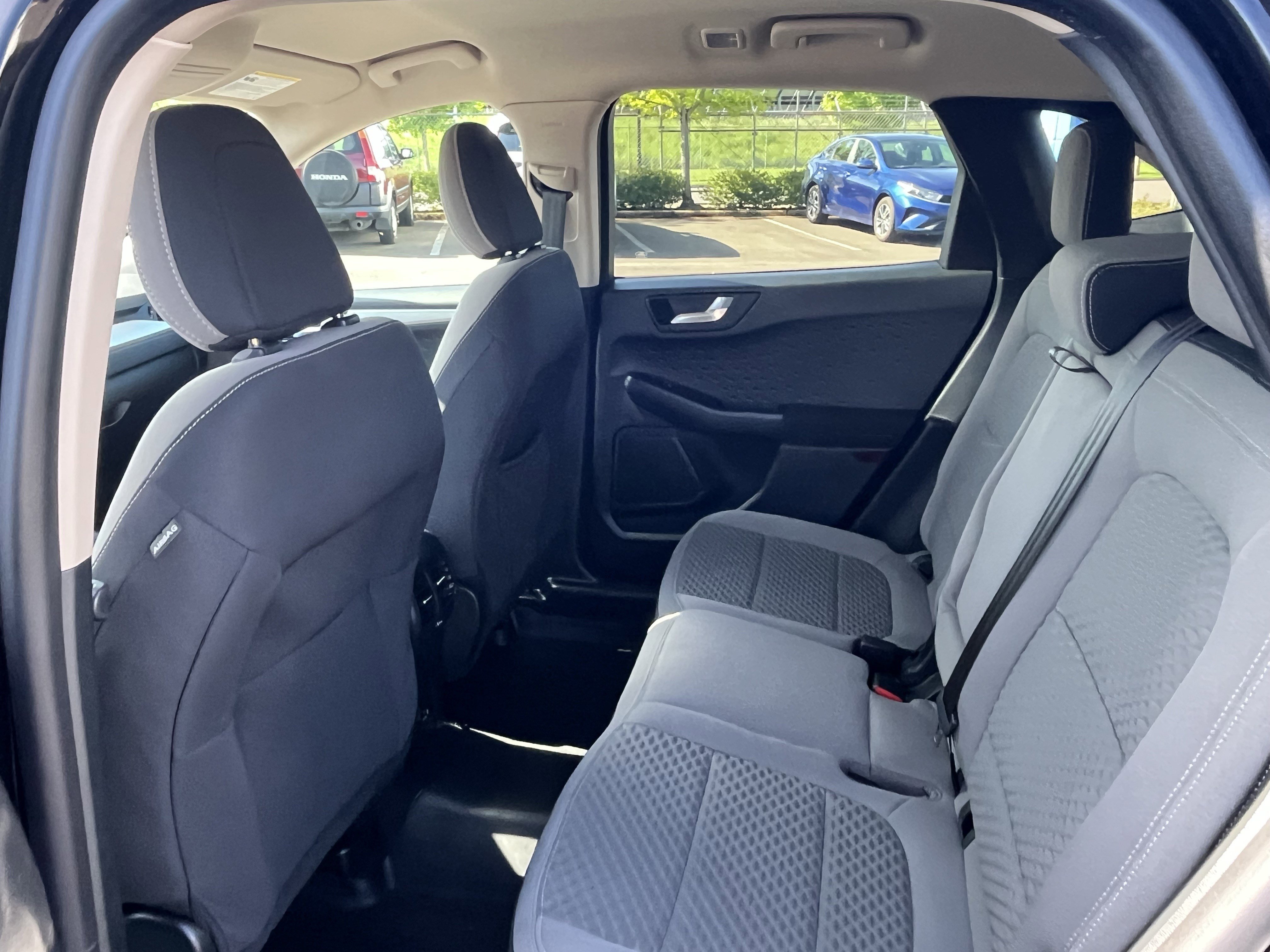 Used 2020 Ford Escape SE FWD image 13