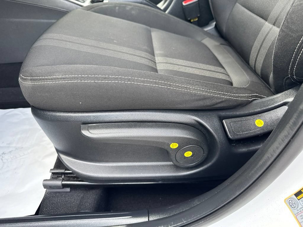 Used 2026 Hyundai Venue SEL FWD image 37