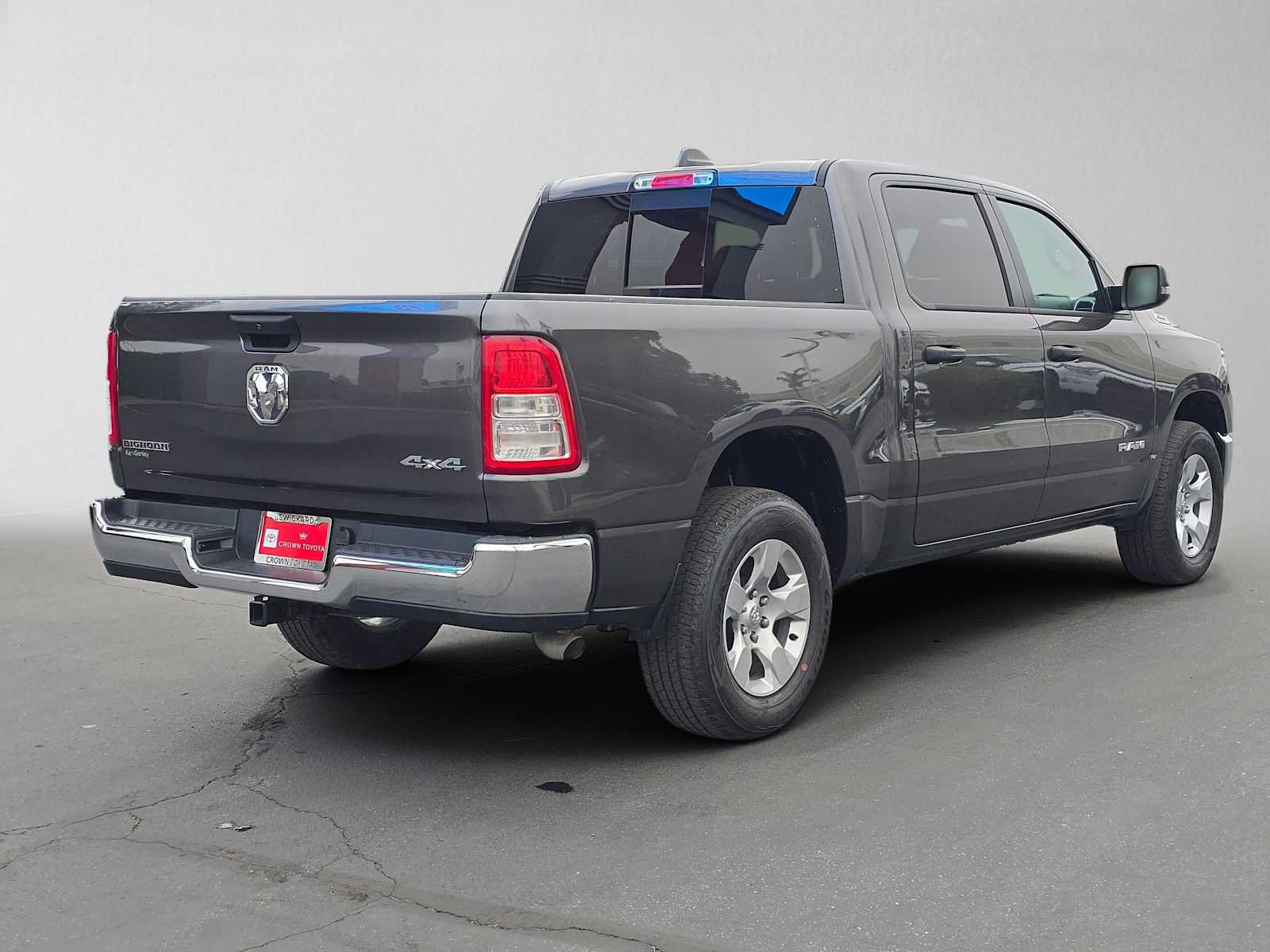 Used 2023 RAM 1500 Big Horn AWD/4WD image 3