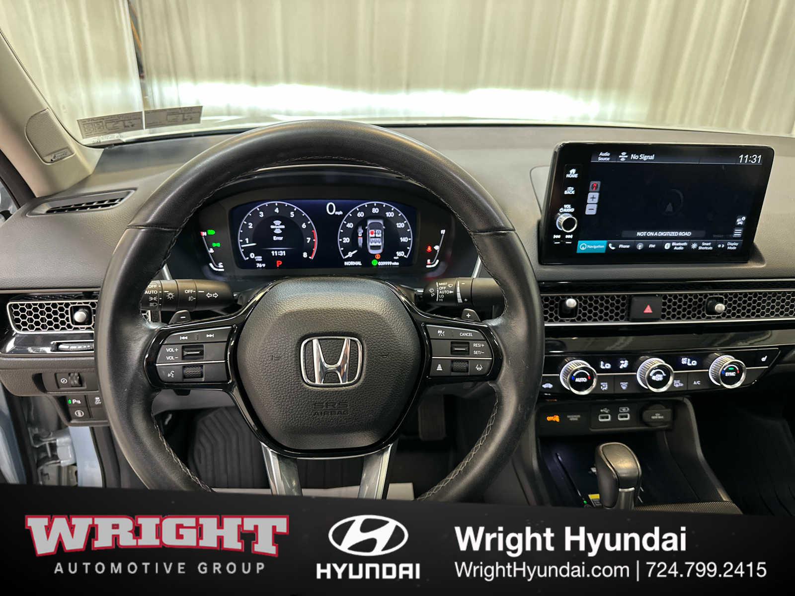 Used 2023 Honda Civic Touring image 19