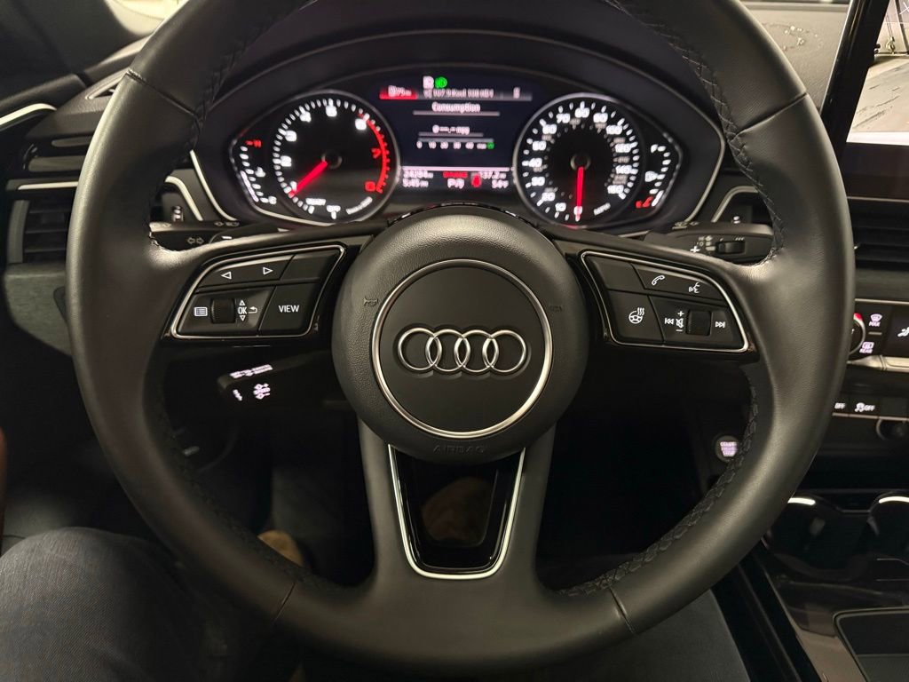 Used 2021 Audi A4 2.0T Premium w/ Convenience Package image 11