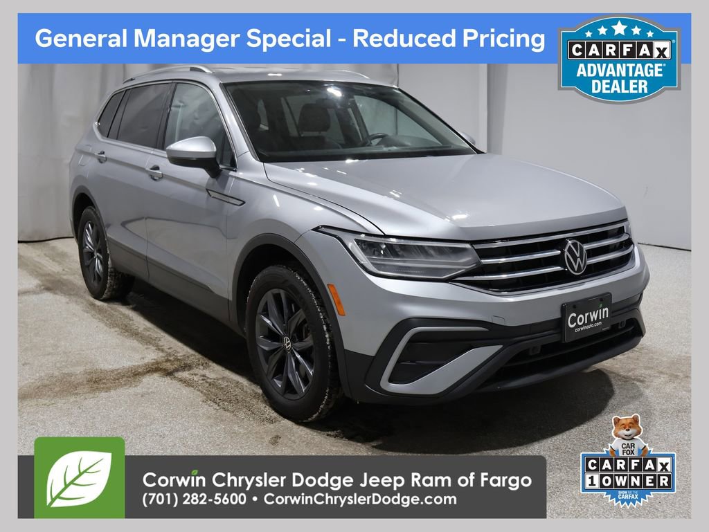 Used 2022 Volkswagen Tiguan SE image 1
