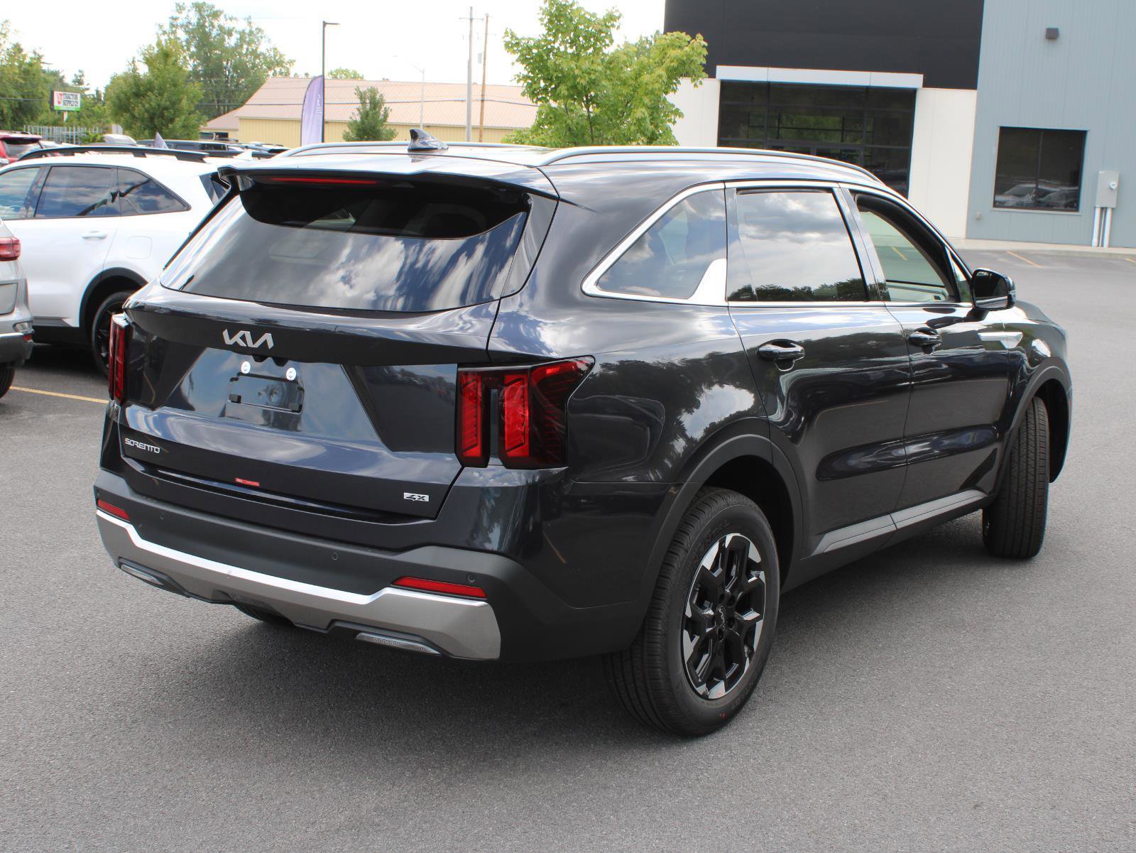 New 2026 Kia Sorento S image 10