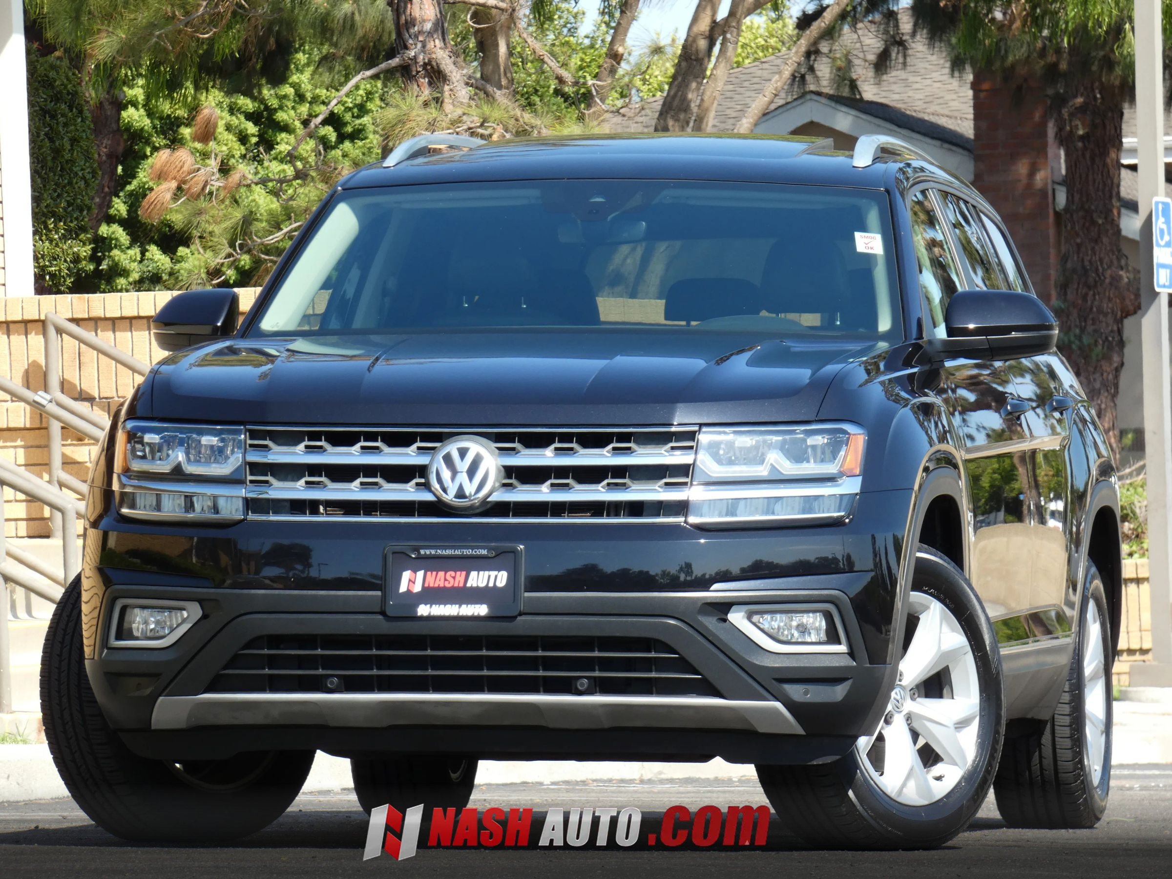 Used 2018 Volkswagen Atlas SEL AWD/4WD image 4