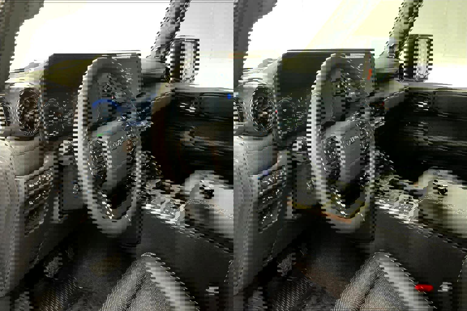 Used 2025 Toyota Land Cruiser image 16