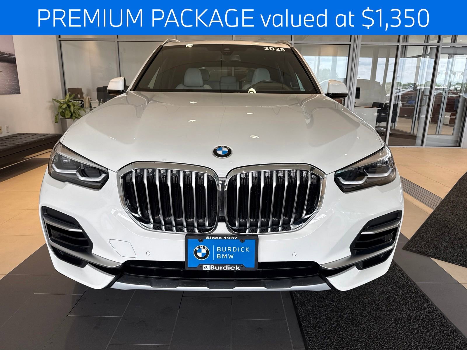 Certified 2023 BMW X5 xDrive40i w/ Premium Package AWD/4WD image 3