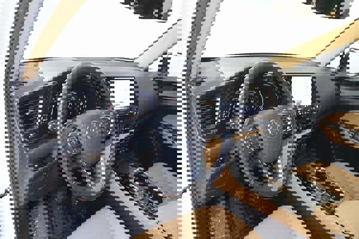 Used 2022 Lexus NX 350 AWD image 27